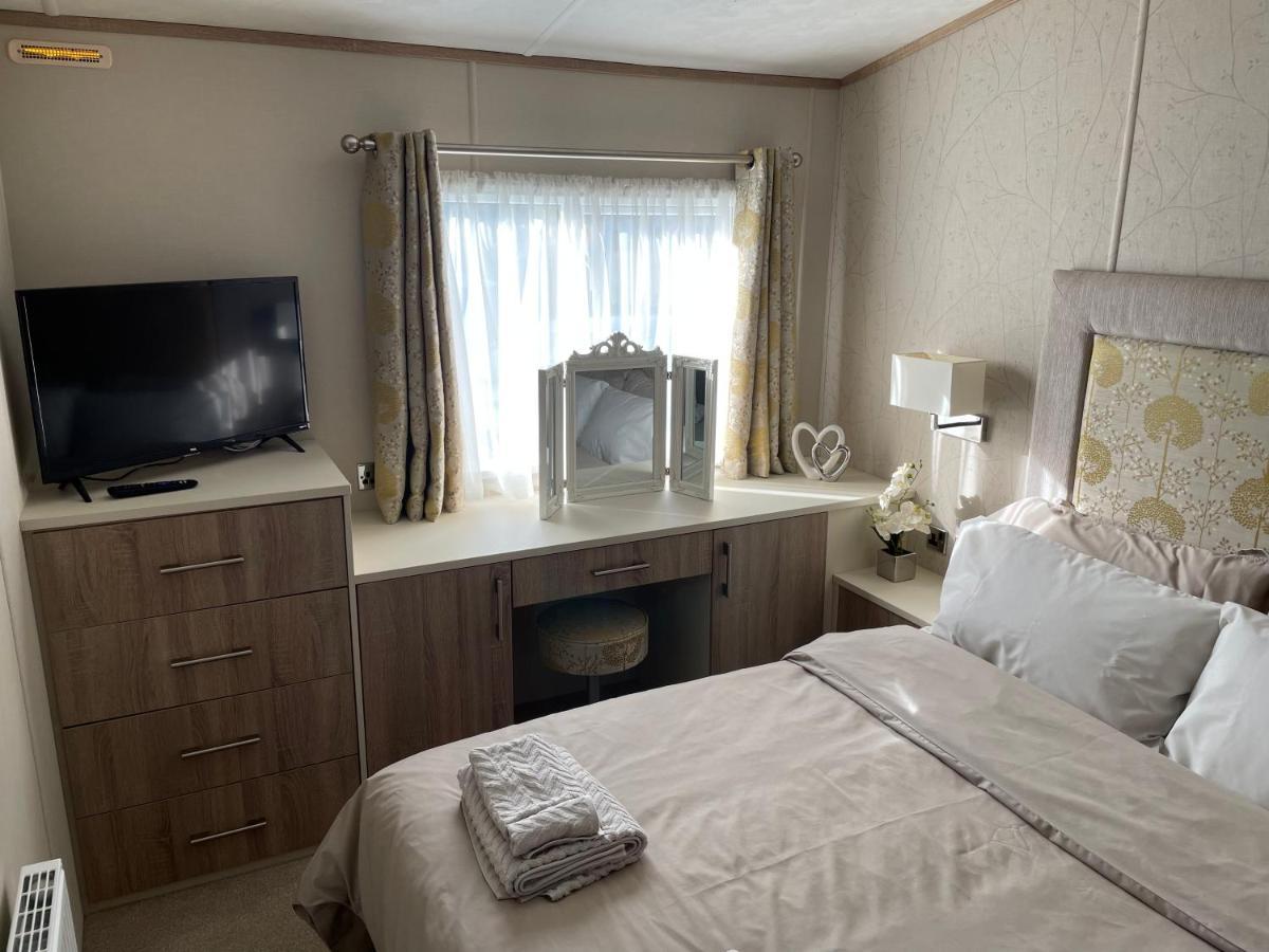 Beautiful 2 Bedroom Helmsley Lodge Νορθάμπτον Εξωτερικό φωτογραφία